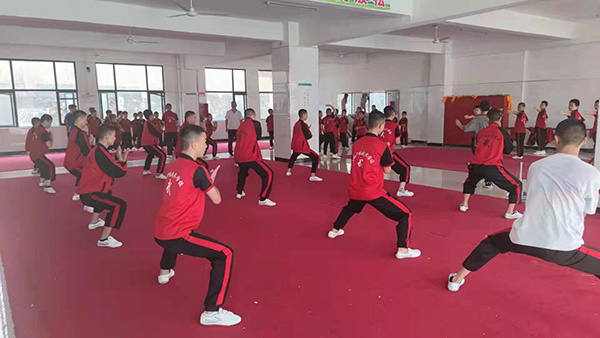 嵩山少林文武学校