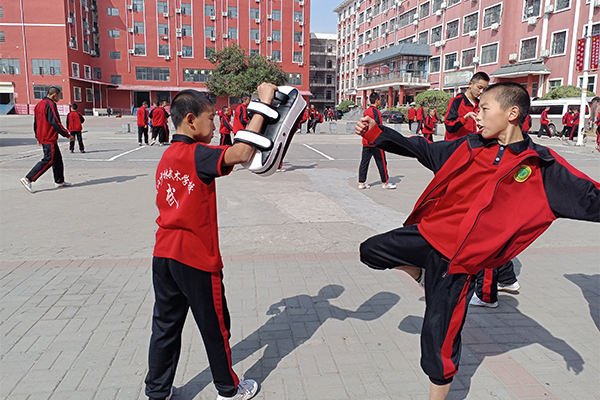 嵩山少林武校