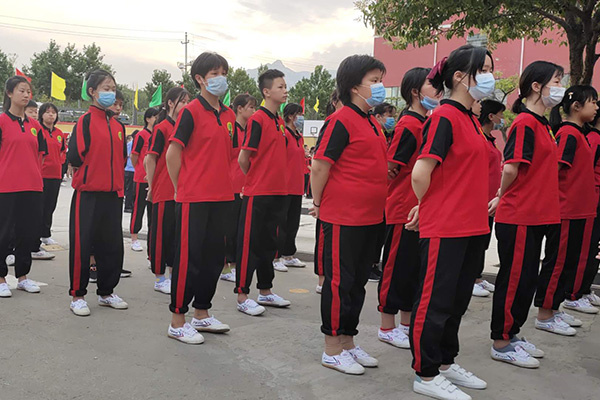 嵩山少林文武学校