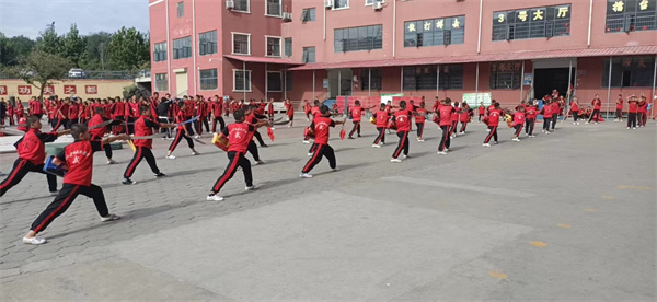 嵩山少林文武学校